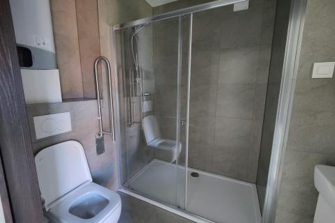 Ernesto zorgwoning huurwoning  badkamer